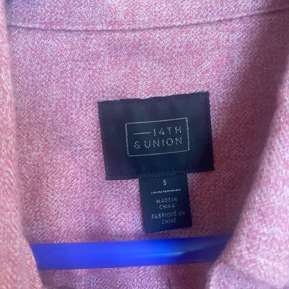 14th & Union Button Down Small - Picture 3 of 3